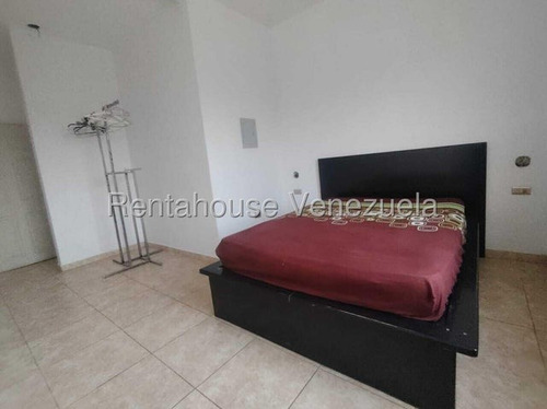Marianny Gonzalez, Alquila Townhouse Equipado Av Ribereña Cabudare Lara