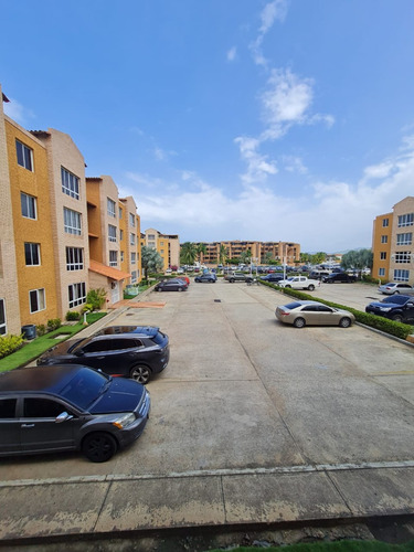 Teamhouse+ Vende Apartamento De Lujo E Impecable En Res. Marina Del Rey