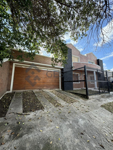 Casa En Venta En La Calera - Opciónal Se Vende Galpón