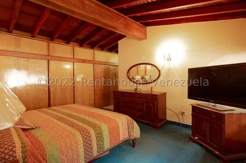 Casa En Venta Los Campitos Lp