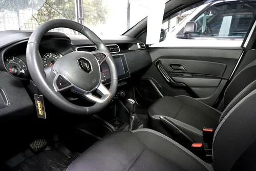 Renault Duster 1.3 Intense Cvt