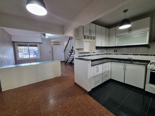 Imagen 9 de 17 de Casa En Venta 3 Amb. Barrio Luz Y Fuerza