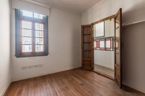 Imagen 12 de 26 de Departamento En Venta Libertad 160 Tres Ambientes A Nuevo
