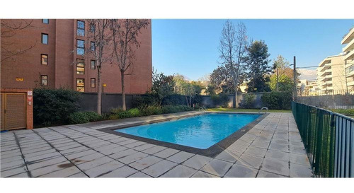 Imagen 26 de 30 de Duplex En Sector Privilegiado De Las Condes