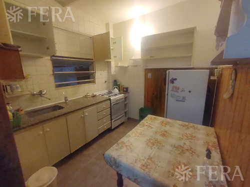 Venta Ph 2 Ambientes Con Patio En Bernal (31221)