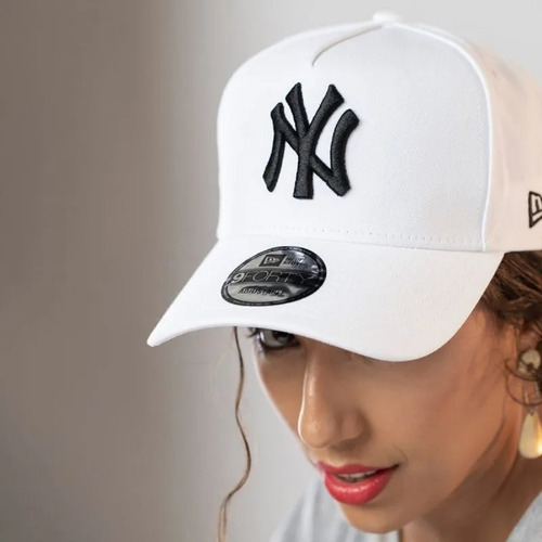 Boné New Era Curva Ny Yankees Stretch. Forma Grande All