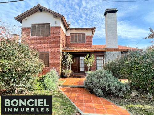 Excelente Casa 3 Dormitorios En Colinas Del Mirador