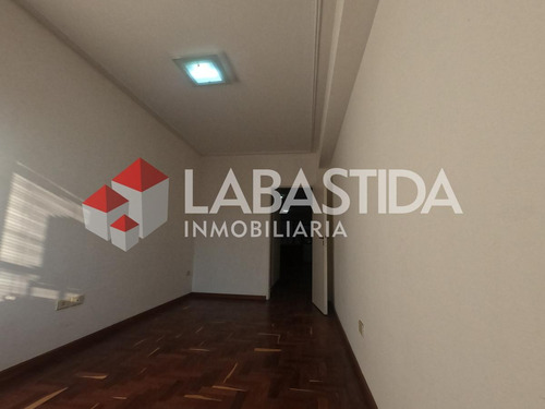 Imagen 4 de 6 de Oficina - Barrio Sur