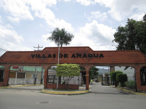 Casa En Venta En Villas De Aragua Maracay Aragua 24-15886 Irrr