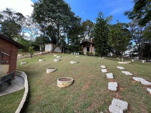 Imagem 10 de 29 de Chácara 4000m2, Casa Sede Sobrado, 3 Dormitórios, Sala Com Lareira, Moveis Planejados, Área Gourmet, Piscina, Capela, Poço Artesiano, Horta - Ch00254 - 70809494