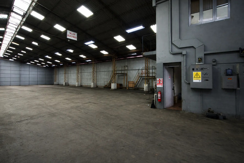 Galpón Industrial, Quinta Normal , Arriendo 1.750 M2