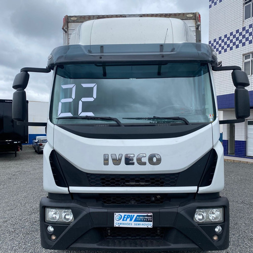 Iveco Tector 17-280 Baú - 2022
