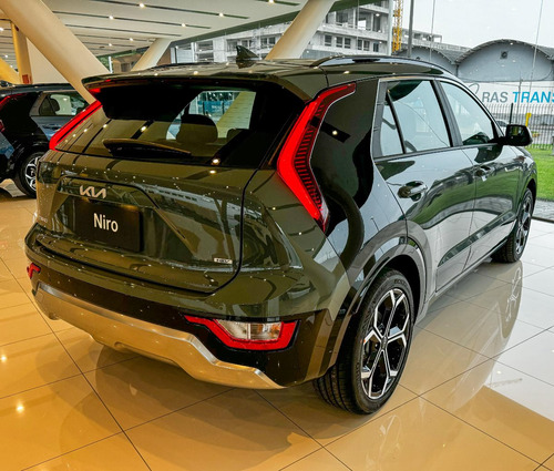 Kia Niro HYBRID EX PLUS