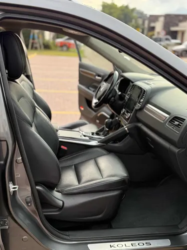 New Koleos Intens 2.5l 4x4