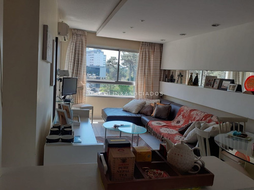 Imagen 3 de 9 de Apartamento En Venta Punta Del Este 2 Dormitorios