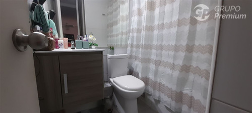 Vende Dpto. 2d,2b,1e Y 1b, A Pasos De Metro, Estación Centra