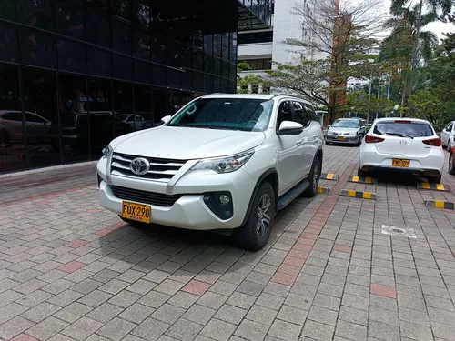 Toyota Fortuner 2.4 Street At 7As
