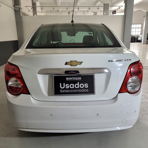 Imagen 4 de 15 de Chevrolet Sonic 1.6 Ltz Mt Con Gnc