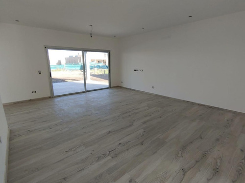 Imagen 17 de 23 de Casa En Harás Santa María