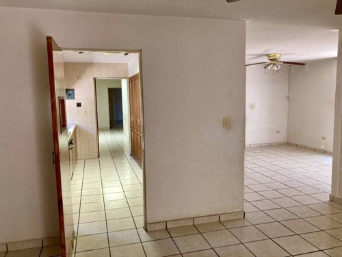 Imagen 18 de 30 de Se Vende Casa Comercial Fracc Kiosco