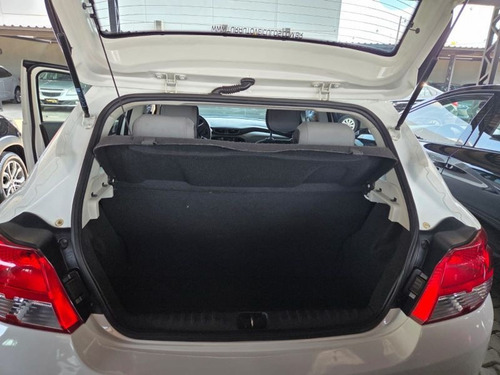 Chevrolet Onix HATCH LS 1.0 8V FlexPower 5p Mec.