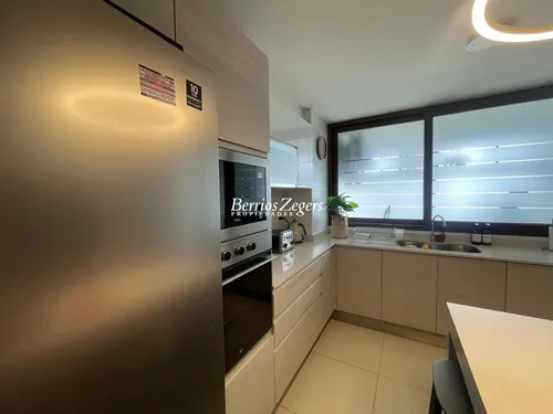 Departamento En Venta De 4 Dorm. 3 Baños Condomi En Vitacura