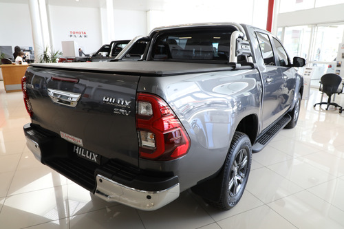 Toyota Hilux Pick-up 2.8 Cd Srv 204cv 4x4 At