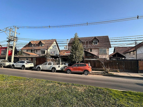 Amplia Casa Y Local Comercial 5d+ 3b+est En Quilicura