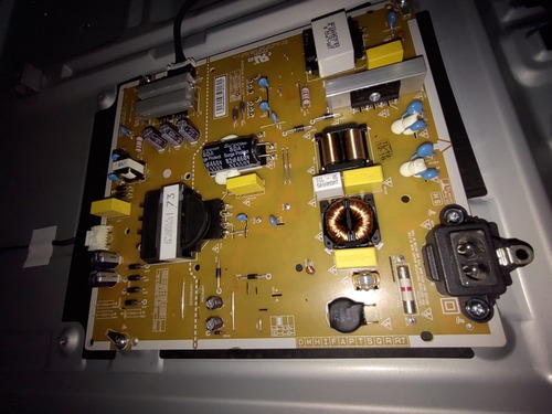Fuente De Pantalla Smarr Lg Mod 55um7200pua (Usado)