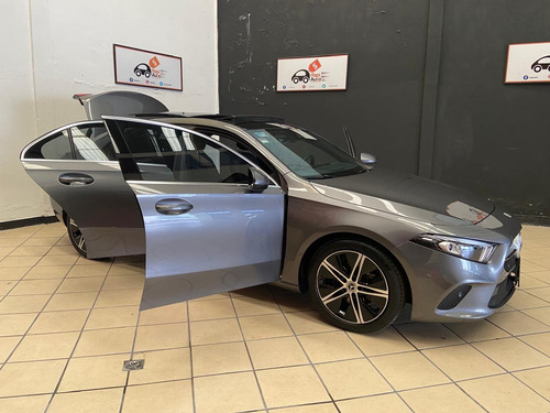 Mercedes-Benz Clase A 200 Sedan Progressive 1.4L Turbo AT