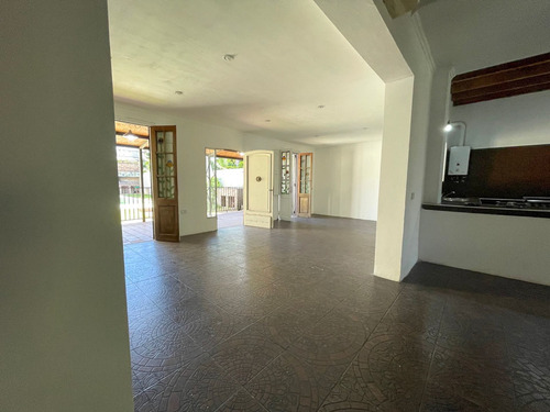 Imagen 24 de 30 de Casa En Venta Con Gran Terreno En Barrio Guadalupe