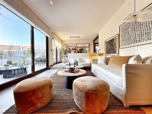 Casa En Venta De 3 Dorm. En Colina