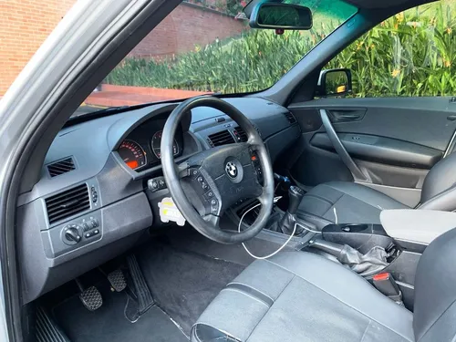 BMW X3 E83 2.5i MT