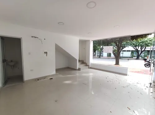 Local En Arriendo En Quinta Oriental. Cod A25006