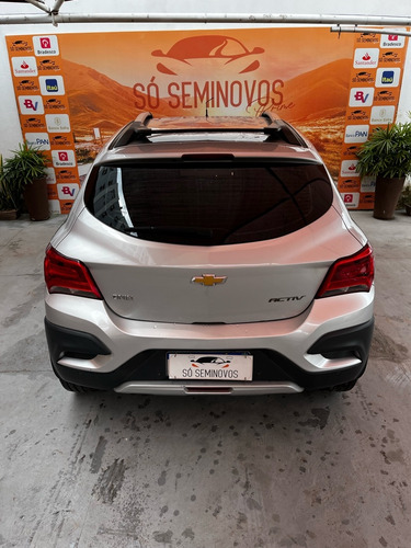 Chevrolet Onix 1.4 Activ SPE/4