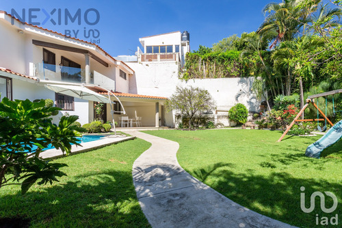 Venta Casa 4 Ambientes Lomas De Atzingo