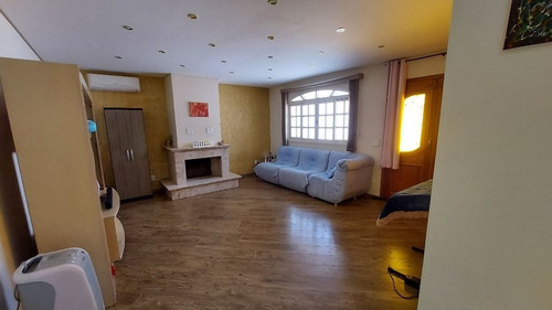 Imagem 4 de 20 de Casa Térrea, 3 Dormitórios, Suíte, 5 Vagas, Espaço Gourmet, Jardim Tannus, Jundiaí. Aceita Permuta. - Ca0180