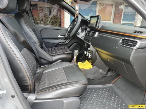 Renault Duster Oroch Intens CVT 1.3 Turbo