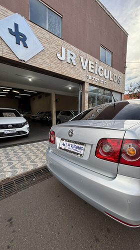 Volkswagen Polo Sedan 1.6 Vht Total Flex 4p