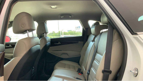 Imagen 10 de 15 de Kia Sorento 2017 5p Ex, V6, Ta, Piel, 7 Pas., Ra-18