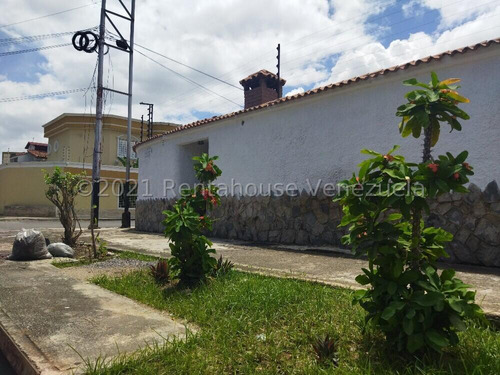 Casa En Alquiler San Jacinto Maracay Kg:24-13156