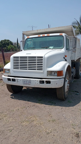 Camion Volteo International Año 2000