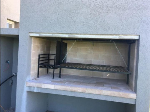 Hermosa Casa En Venta, Barrio San Ramon