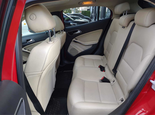 Imagen 13 de 15 de Mercedes-benz Clase Gla 200 Sport