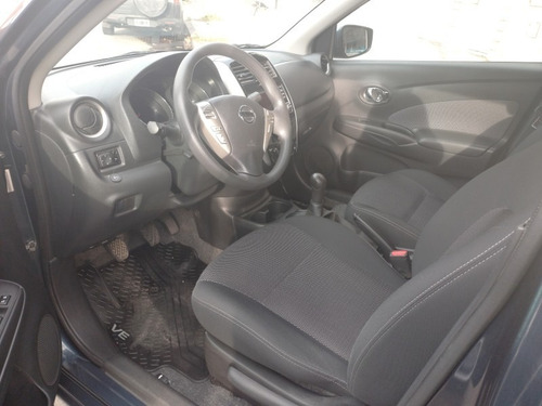 Imagen 12 de 15 de Nissan Versa Gnc Primer Dueño