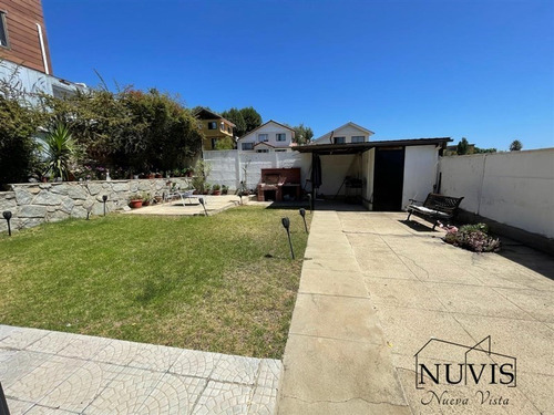 Casa En Venta De 4 Dorm. En Quilpué
