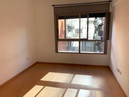 Venta Departamento 2 Ambientes Belgrano - Cochera