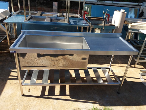 Imagem 6 de 6 de Pia Industrial Em Aço Inox 1,30mtsx0,70x0,90cm