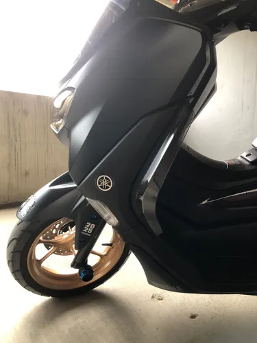Nmax Connect