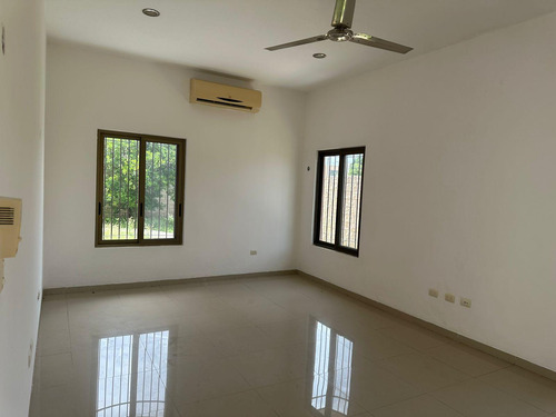 Casa En Venta En Merida Fracc. Margaritas Cholul Entrega Inmediata